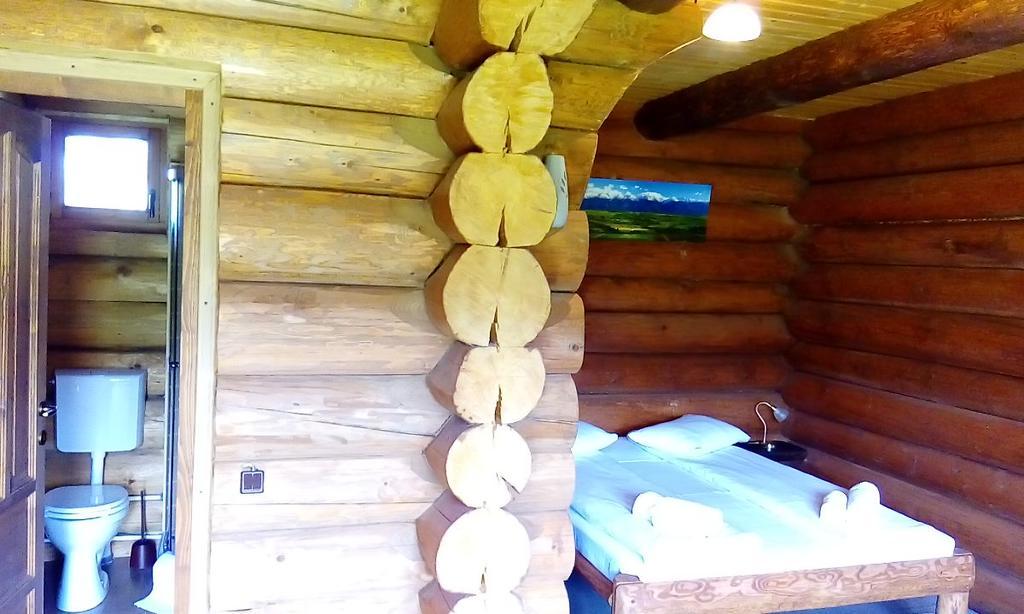 Casa Muntelui - Sambata Pensionat Sîmbăta de Sus Rum bild