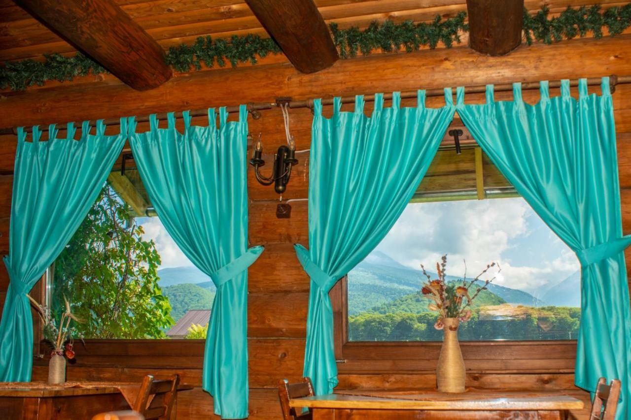 Casa Muntelui - Sambata Pensionat Sîmbăta de Sus Exteriör bild