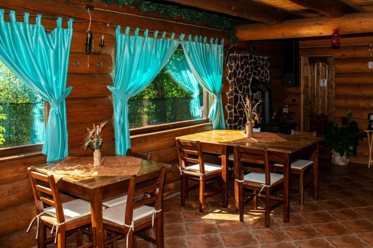 Casa Muntelui - Sambata Pensionat Sîmbăta de Sus Exteriör bild